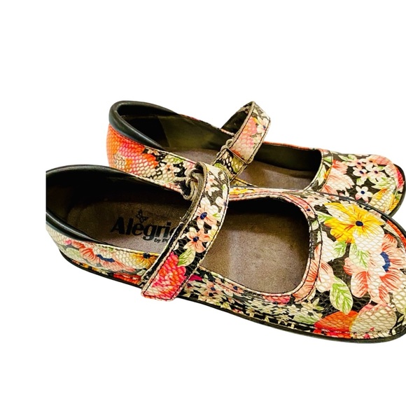 Multi Colorful Algeria - Picture 5 of 9